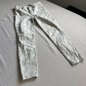 Talbots Snake Print Jeggings Pants Women’s 2P White Gray Slim Fit